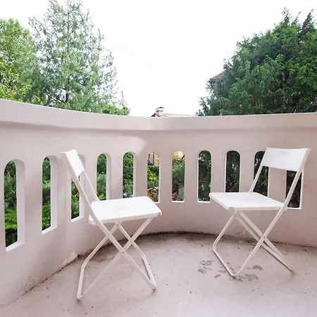 Apartment Socialist Experience In The Center Ljubljana