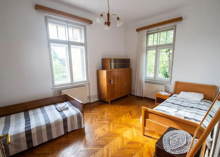 Appartement Socialist Experience In The Center Ljubljana