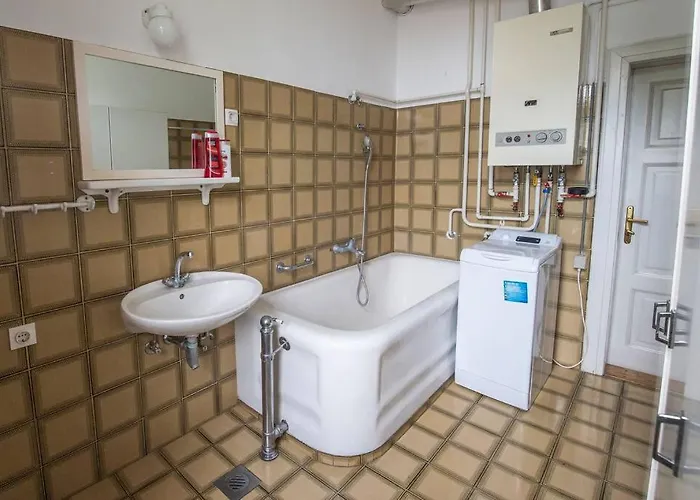 Socialist Experience In The Center شقة ليوبليانا